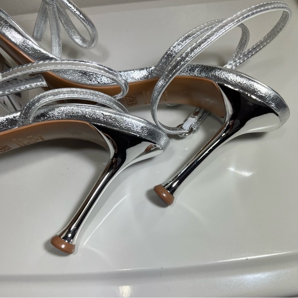 Zara Silver Slingback Heels with Bow Detail - Picture 4 of 9
